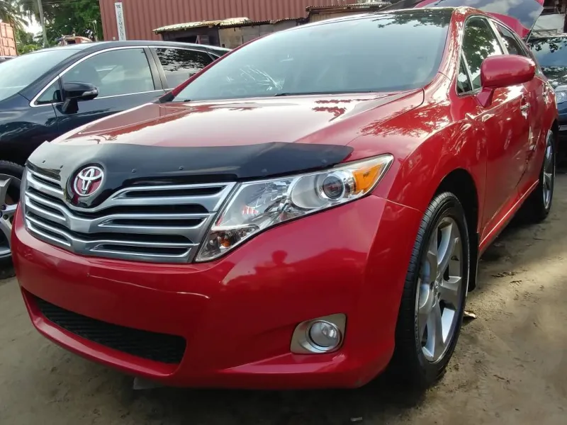 Fully loaded toyota venza red original