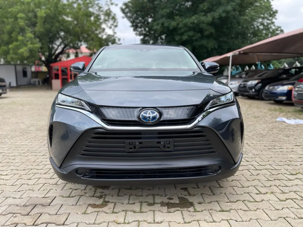 Sharp 2022 toyota venza original - Image 1