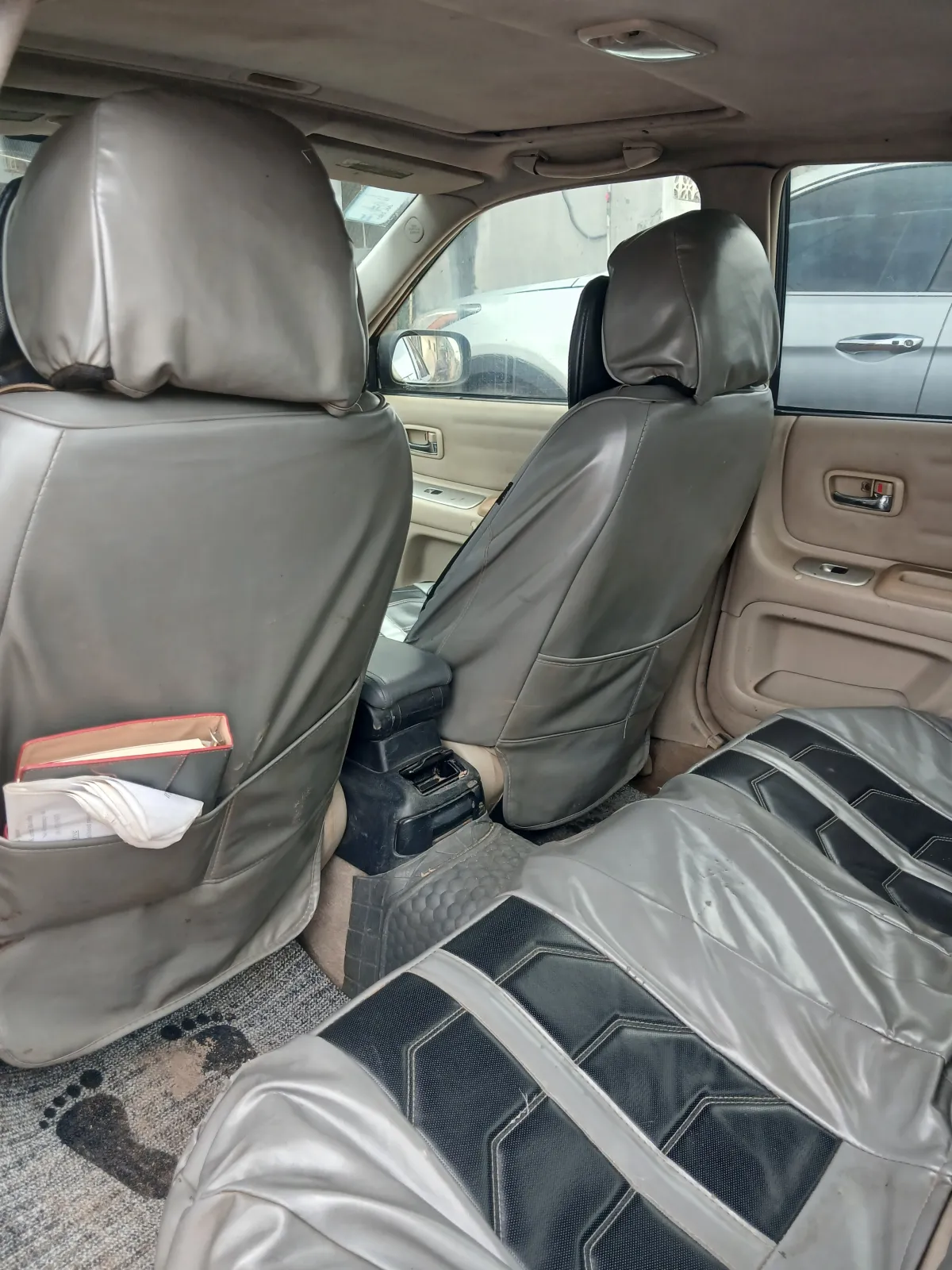 Lexus IS300 - Image 5