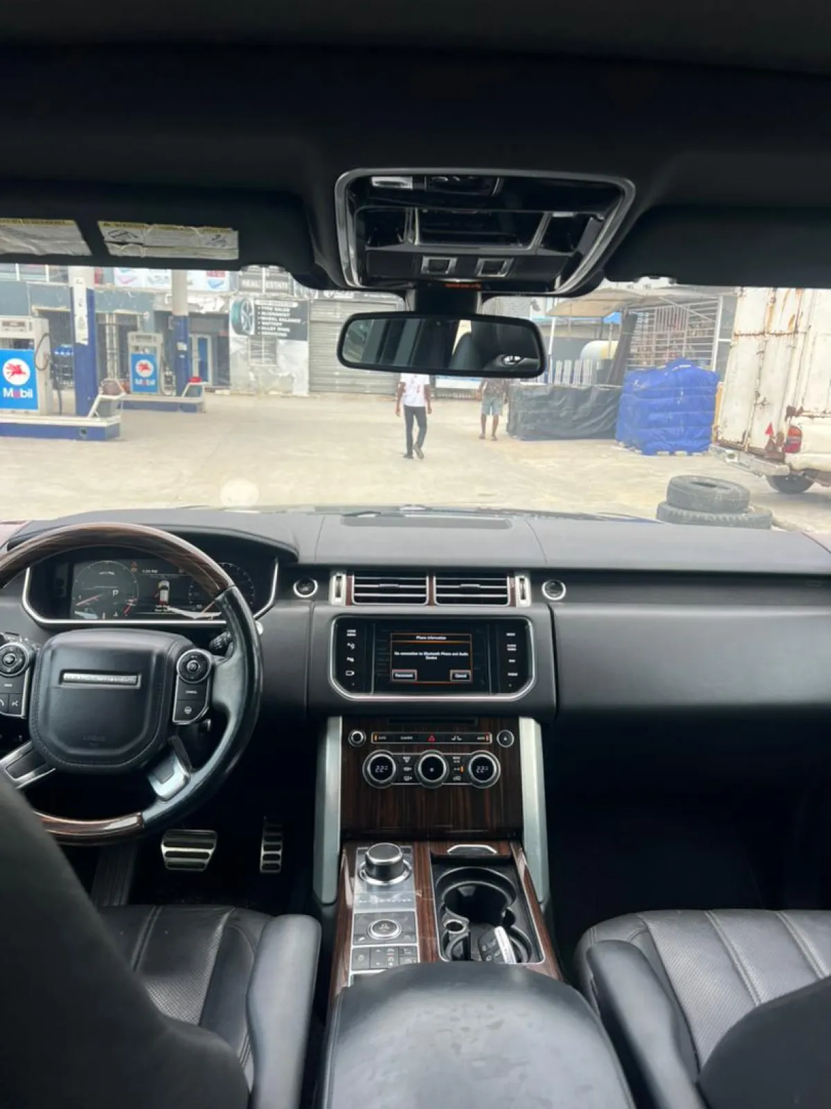 RANGE ROVER VOUGUE (SUPER CHARGENGE) - Image 3