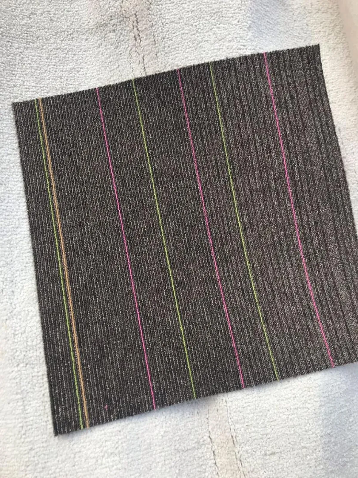 CARPET TILES - Image 9