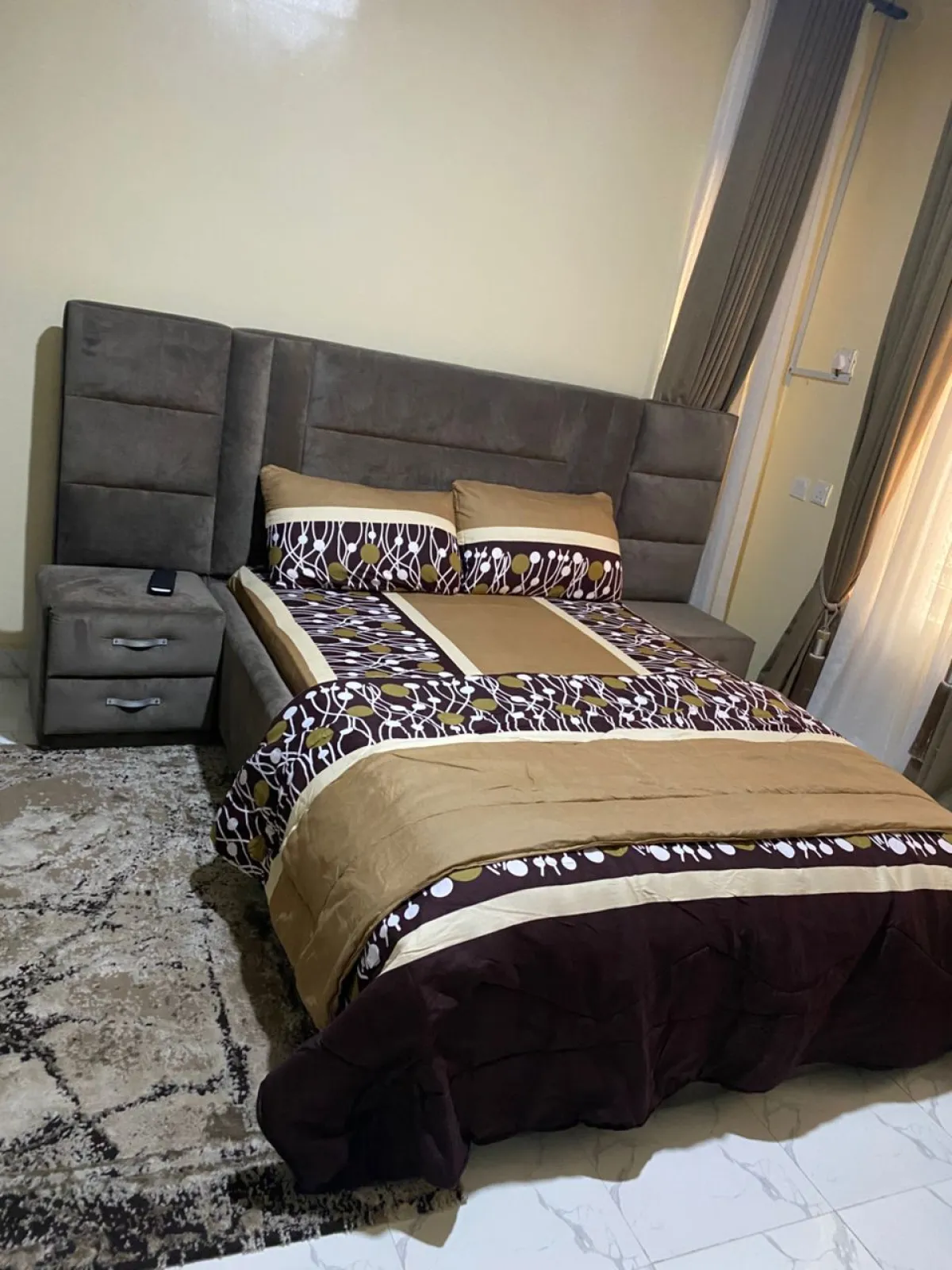 FLOURISH APARTMENT - Image 4