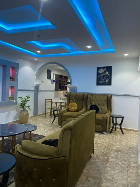 GLORY APARTMENT