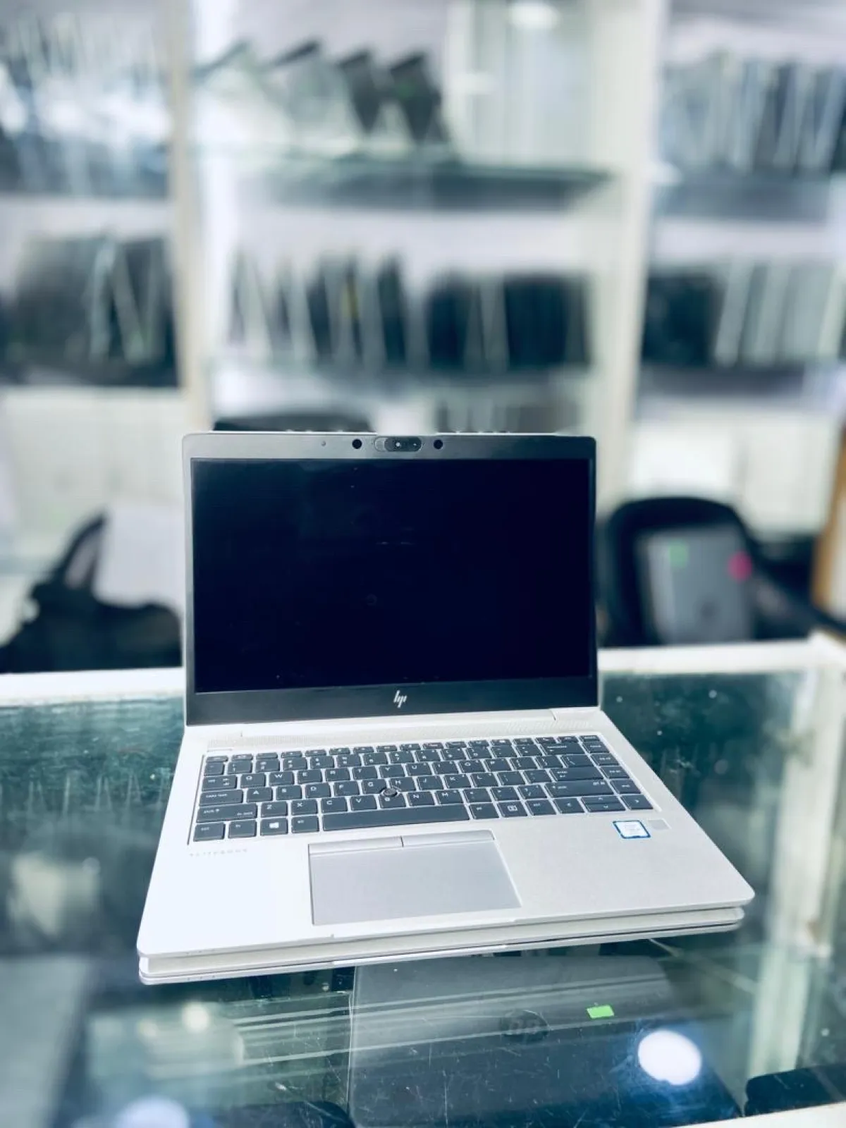 HP Elitebook 840 G6 - Image 3