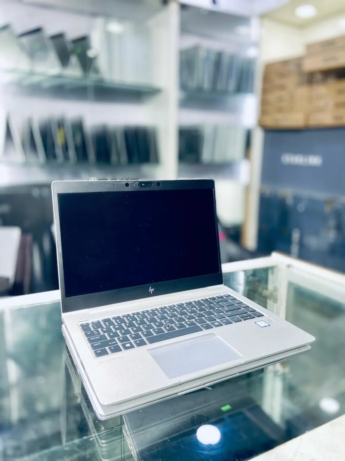 HP Elitebook 840 G6 - Image 4