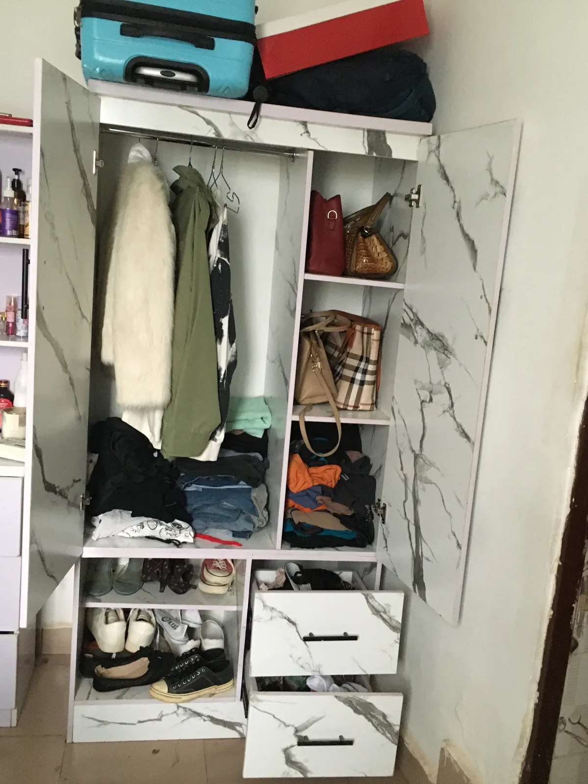 Wardrobe - Image 2