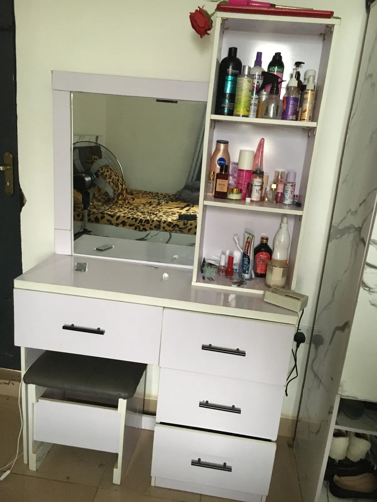 Vanity table and stool - Image 1