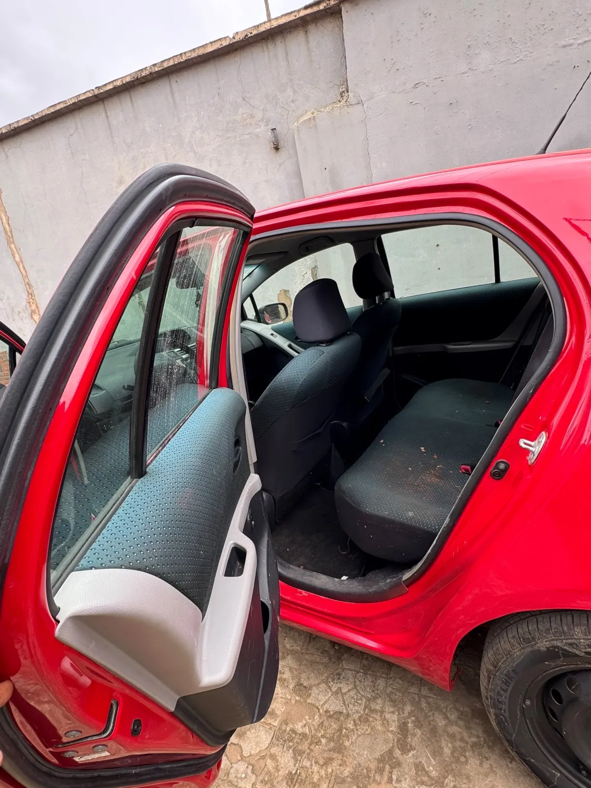 Foreign Used 2007 Toyota Yaris 1. 3 VVTi - Image 4