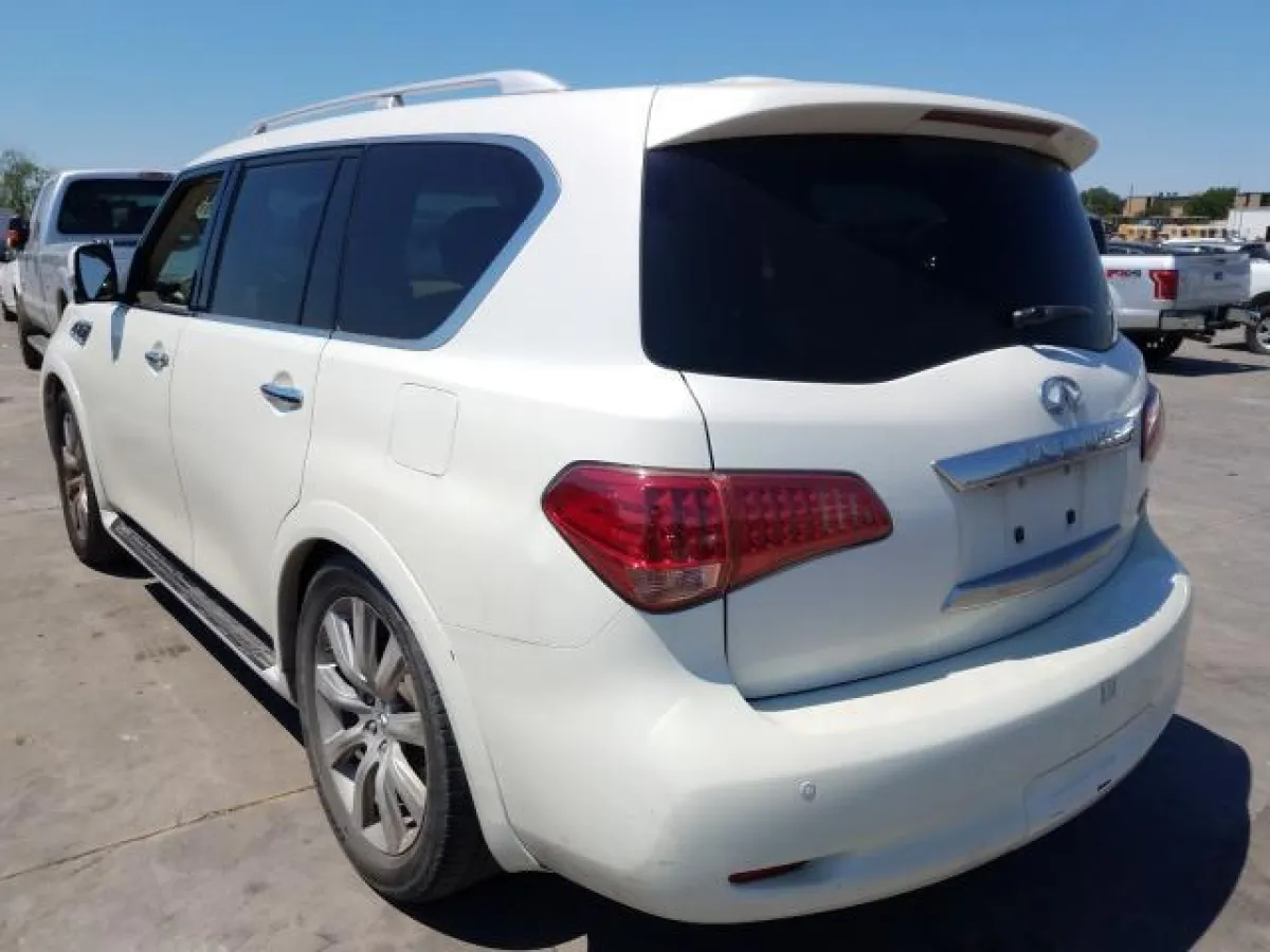 2011 model Infiniti Qx56 - Image 3