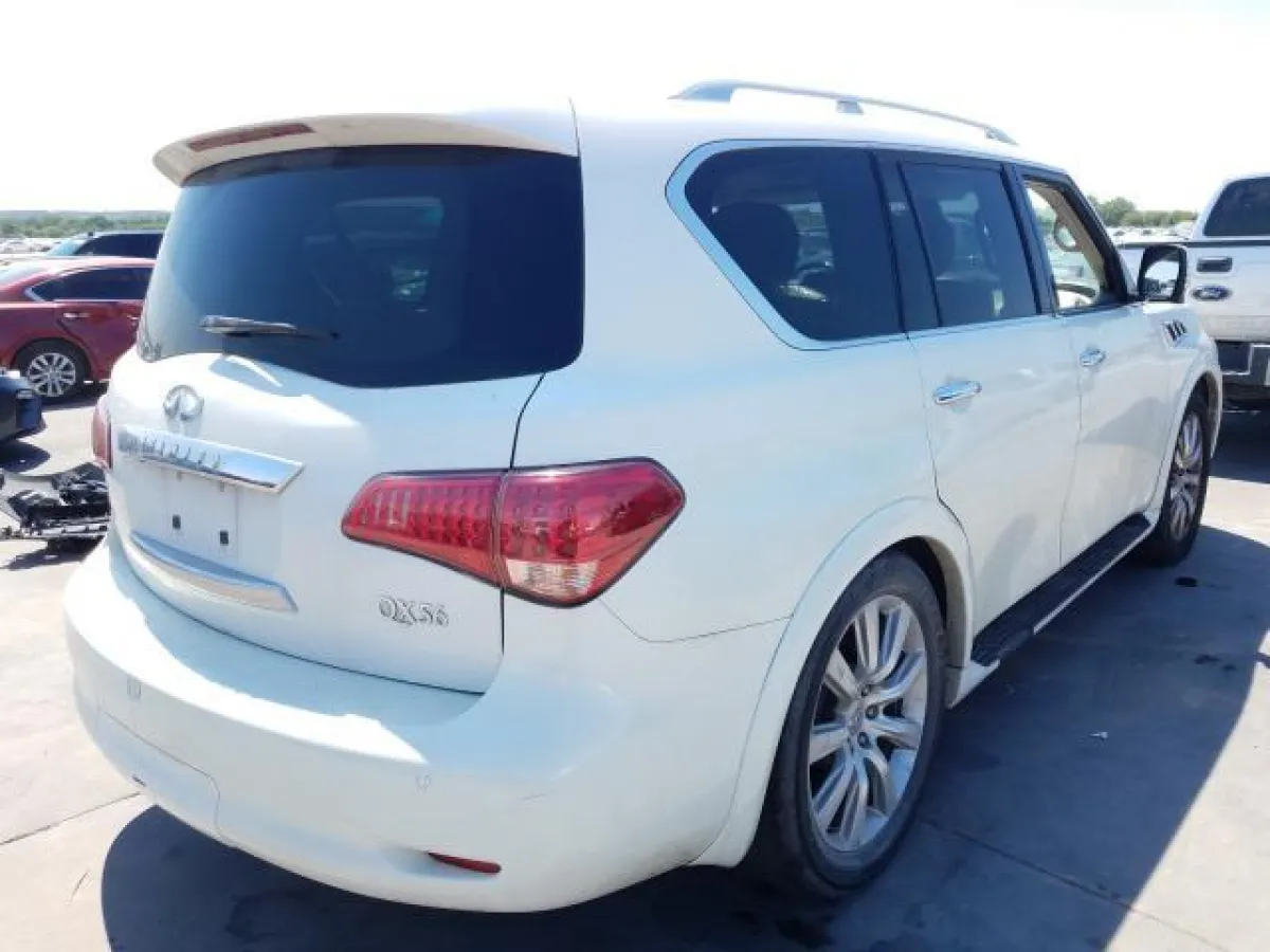 2011 model Infiniti Qx56 - Image 4