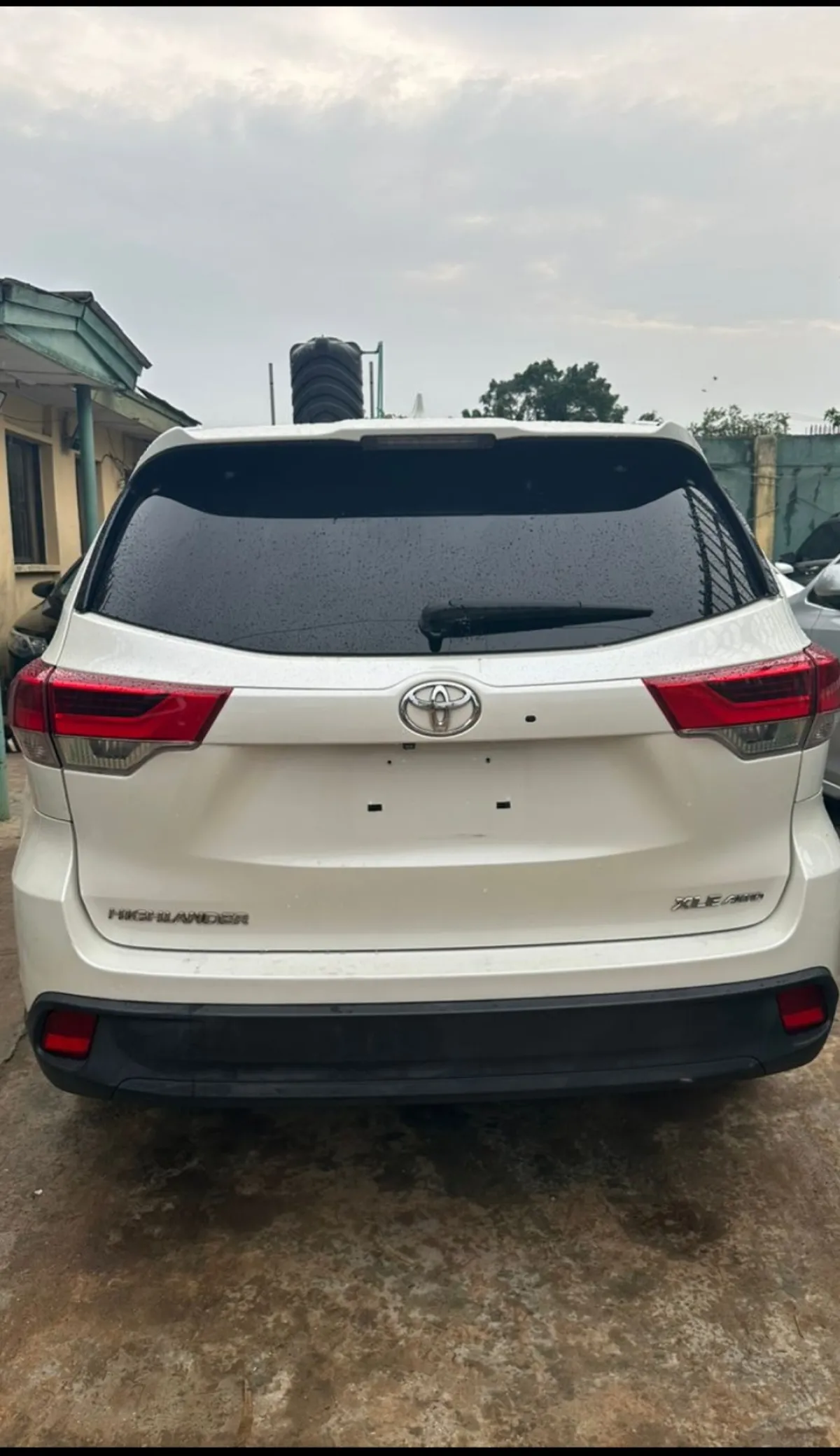 2016 model toyota highlander - Image 7