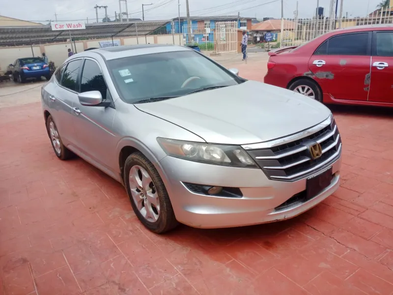 Super Clean 2011 Honda Crosstour EXL