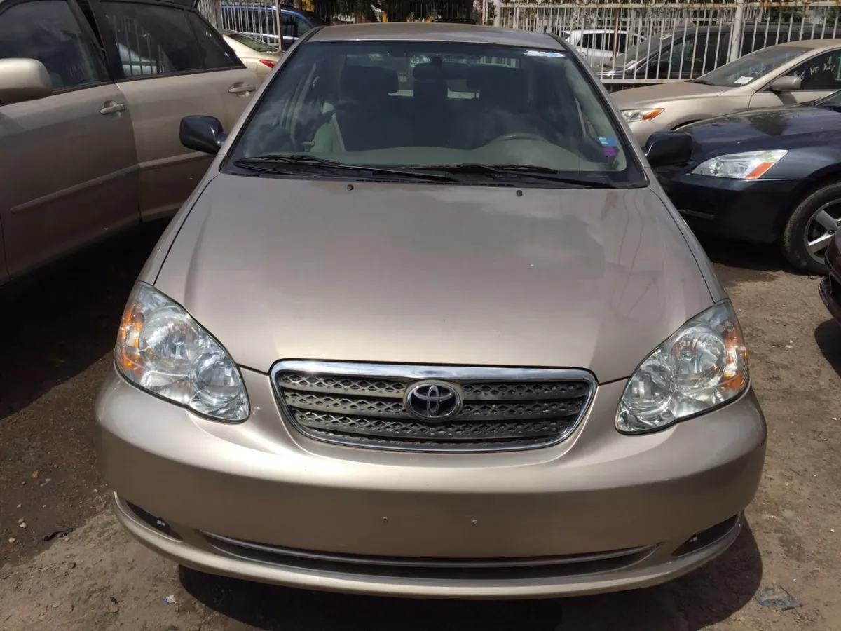 Toyota Corolla Ce - Image 3
