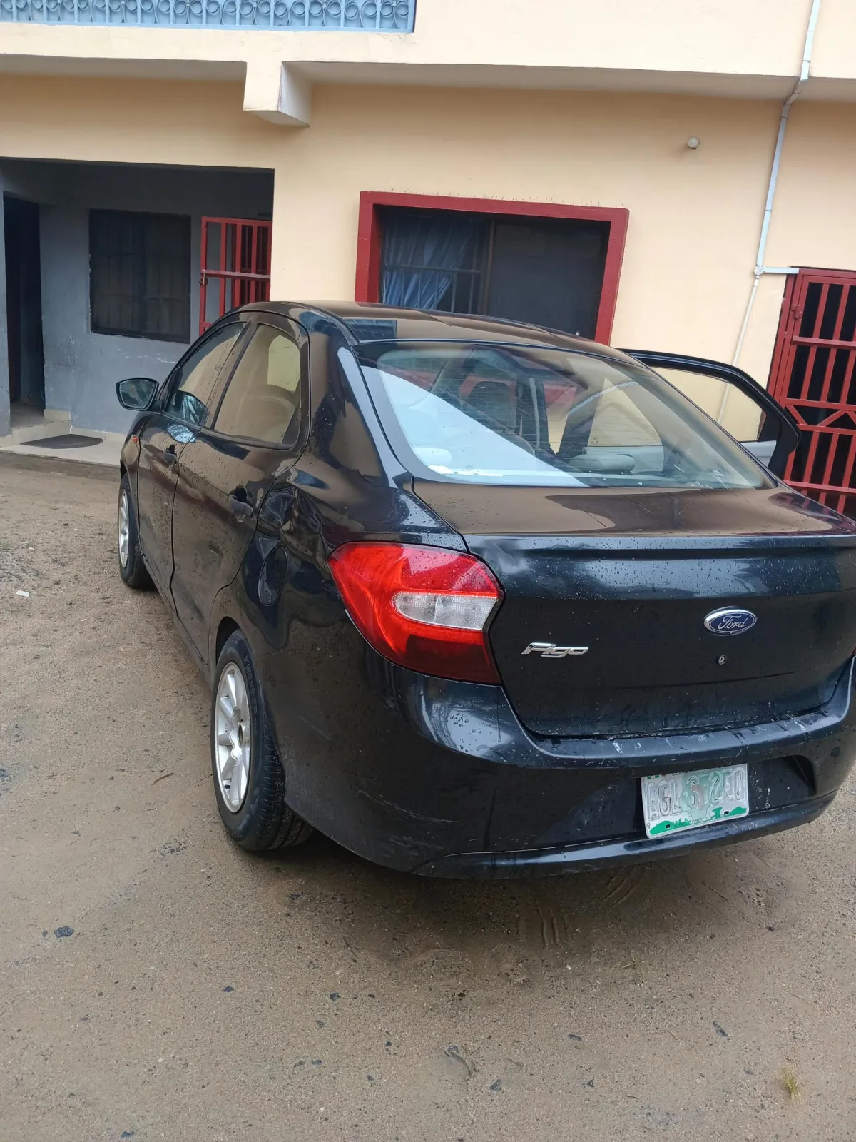 2015 Model Ford Figo Sedan Car - Image 4