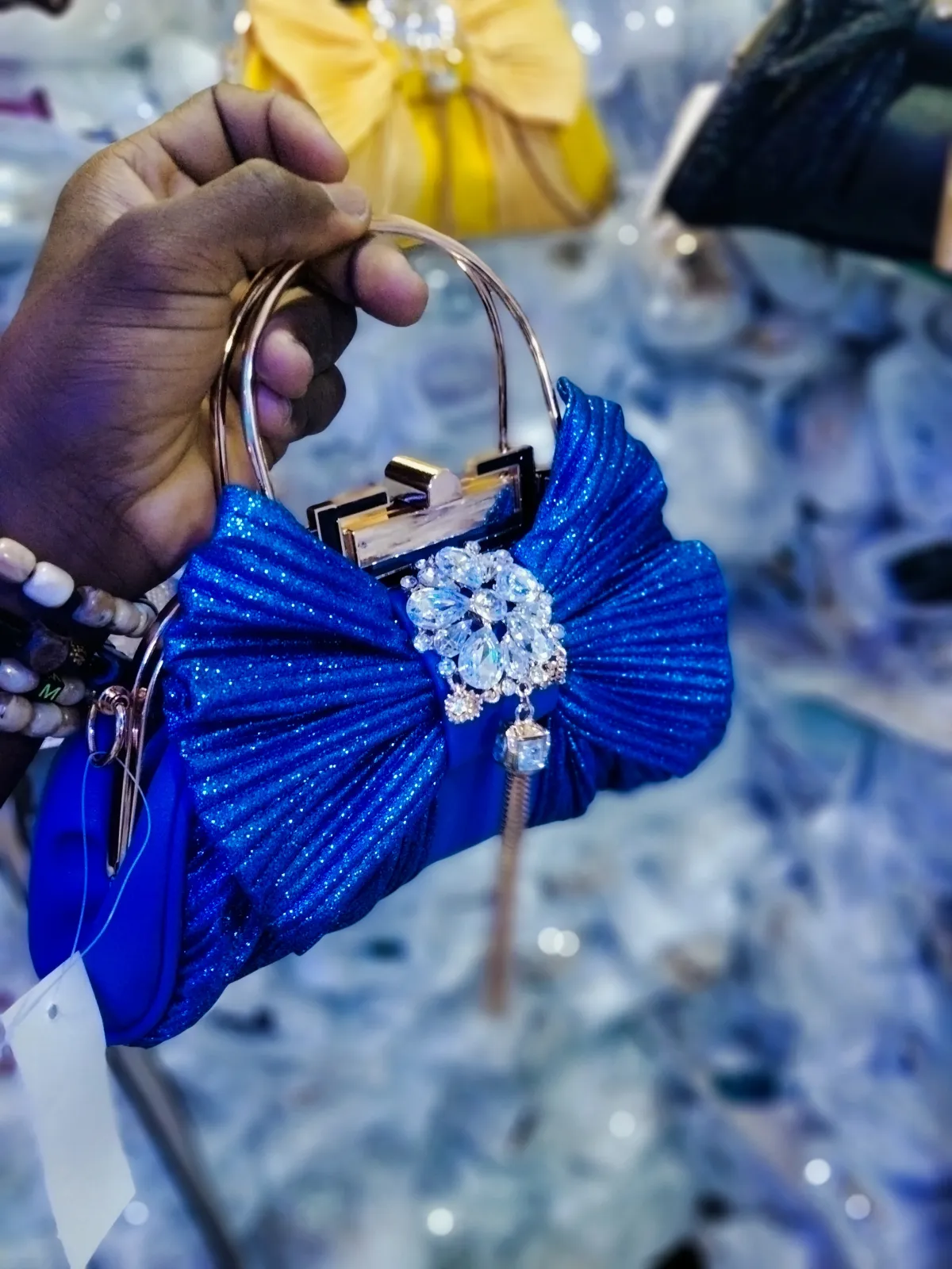 handbags/purse - Image 1