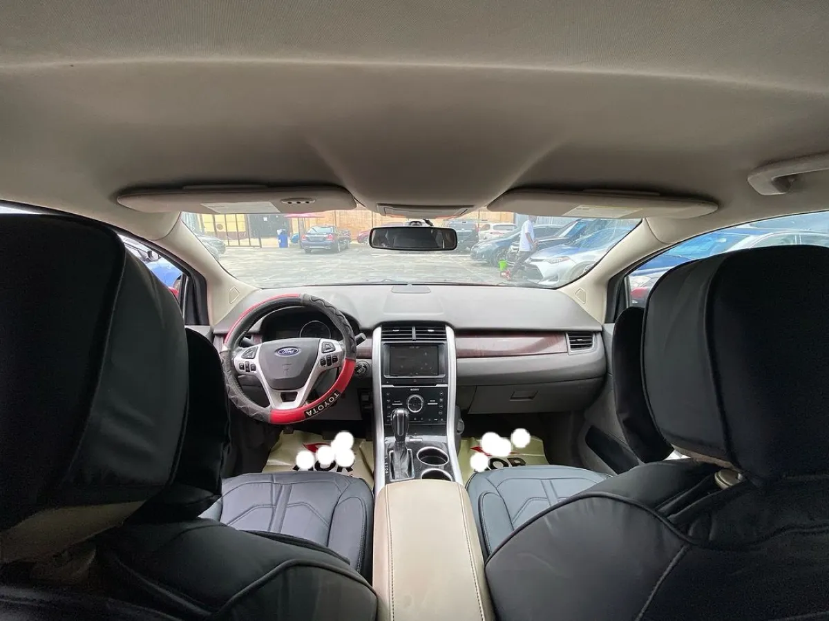 Extremely Clean 2013 Ford Edge Red (toks Standard) - Image 2