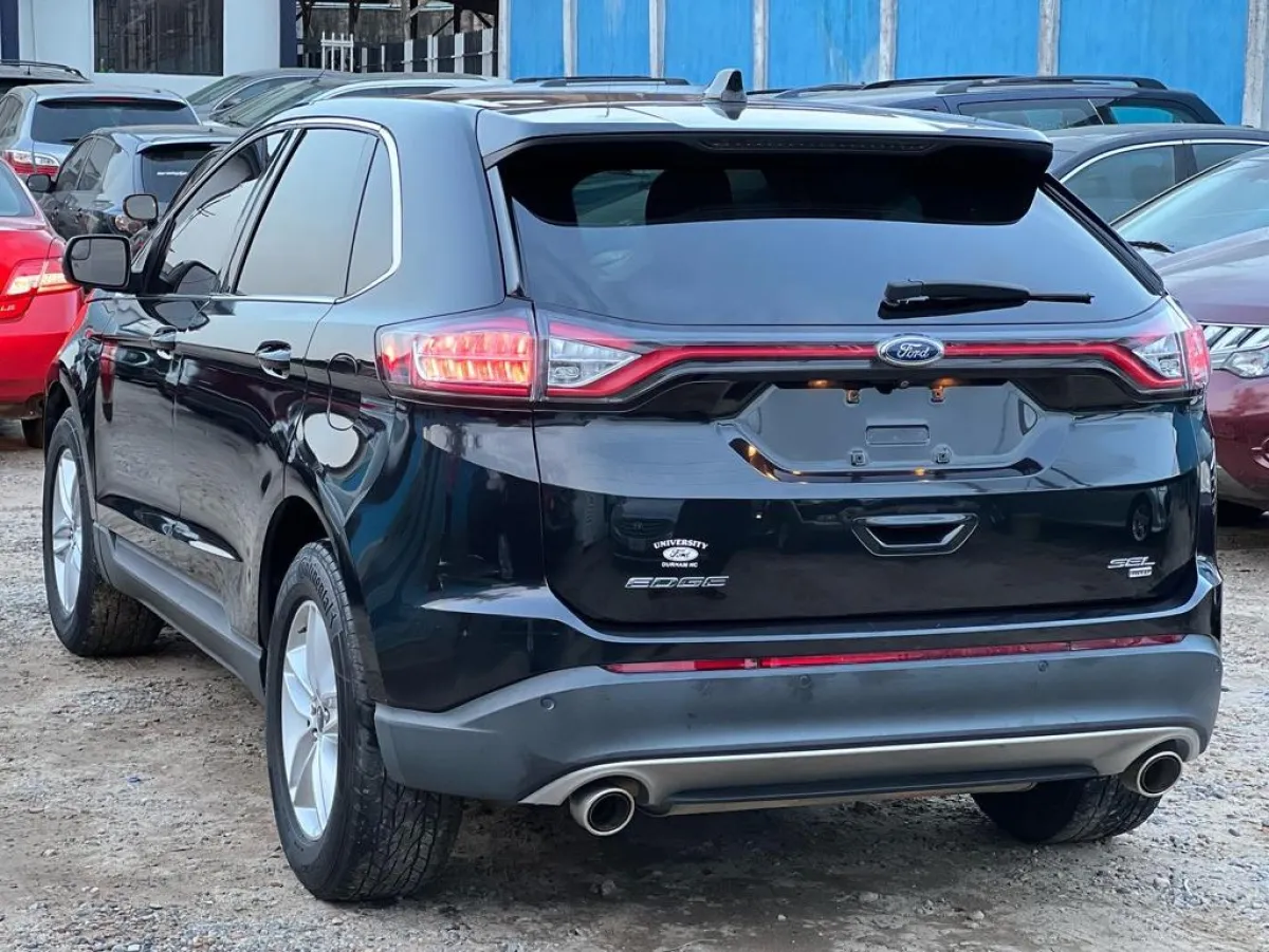 2015 Ford Edge SEL AWD - Image 1