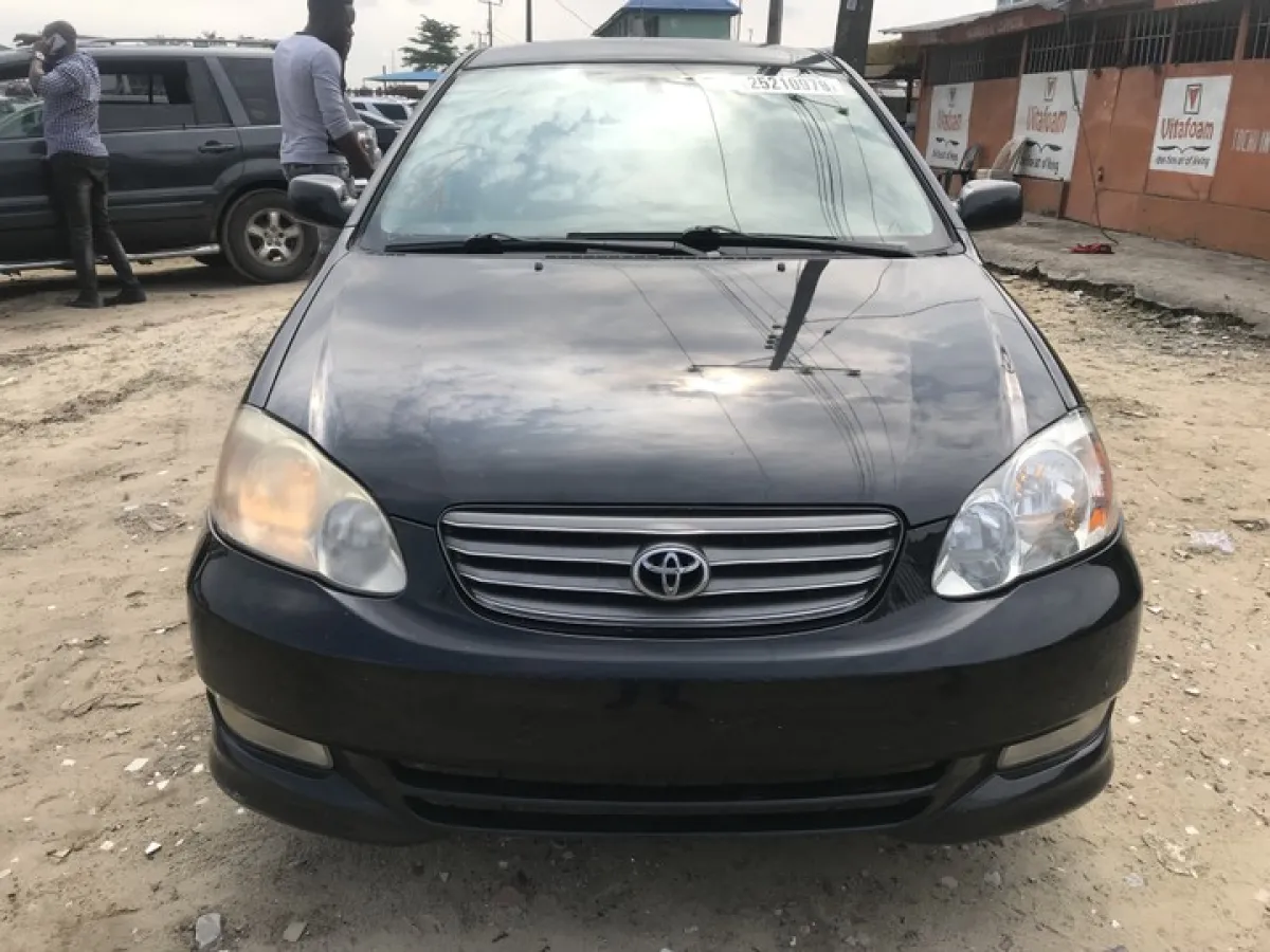 clean tokunbo Toyota Corolla sport model for sale - Image 2