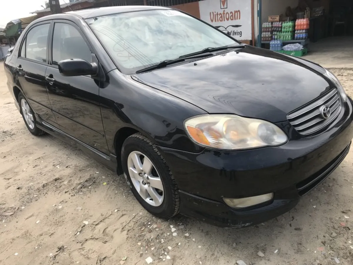 clean tokunbo Toyota Corolla sport model for sale - Image 5
