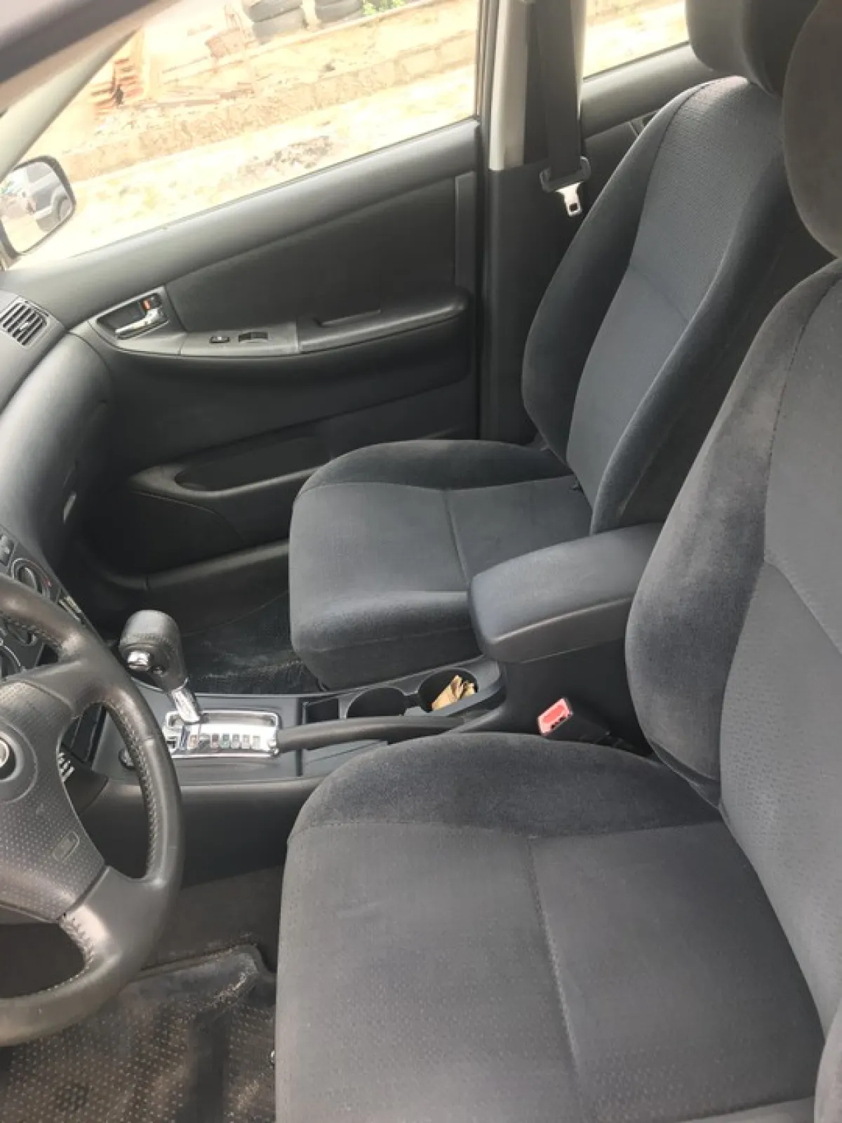 clean tokunbo Toyota Corolla sport model for sale - Image 8