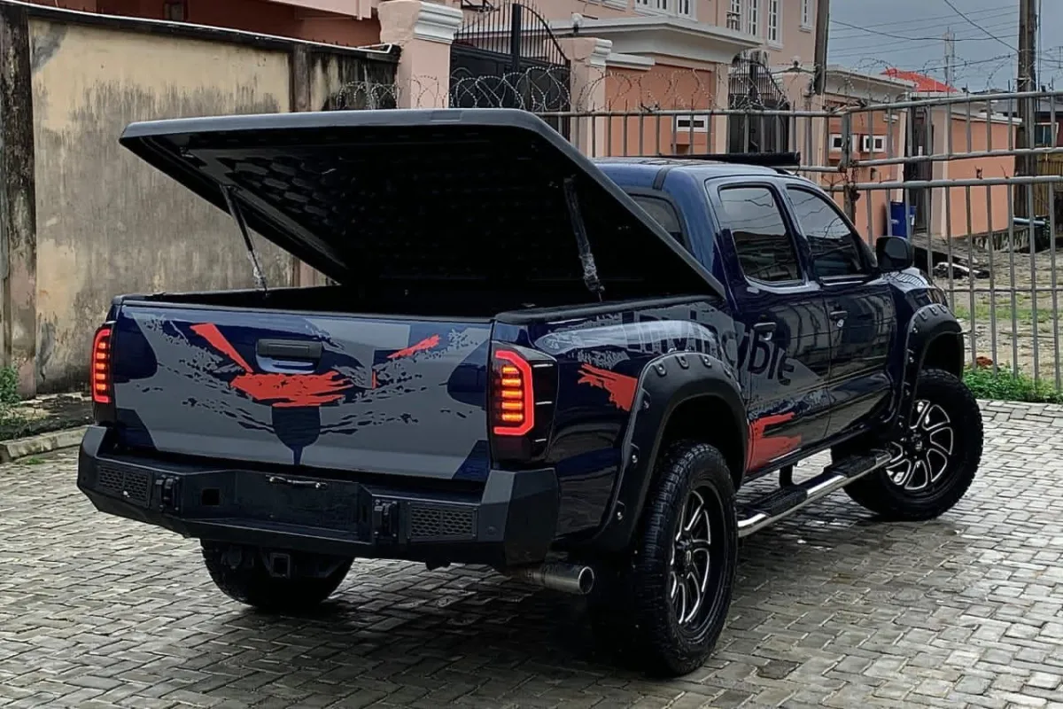 direct tokunbo Toyota Tacoma model - Image 4