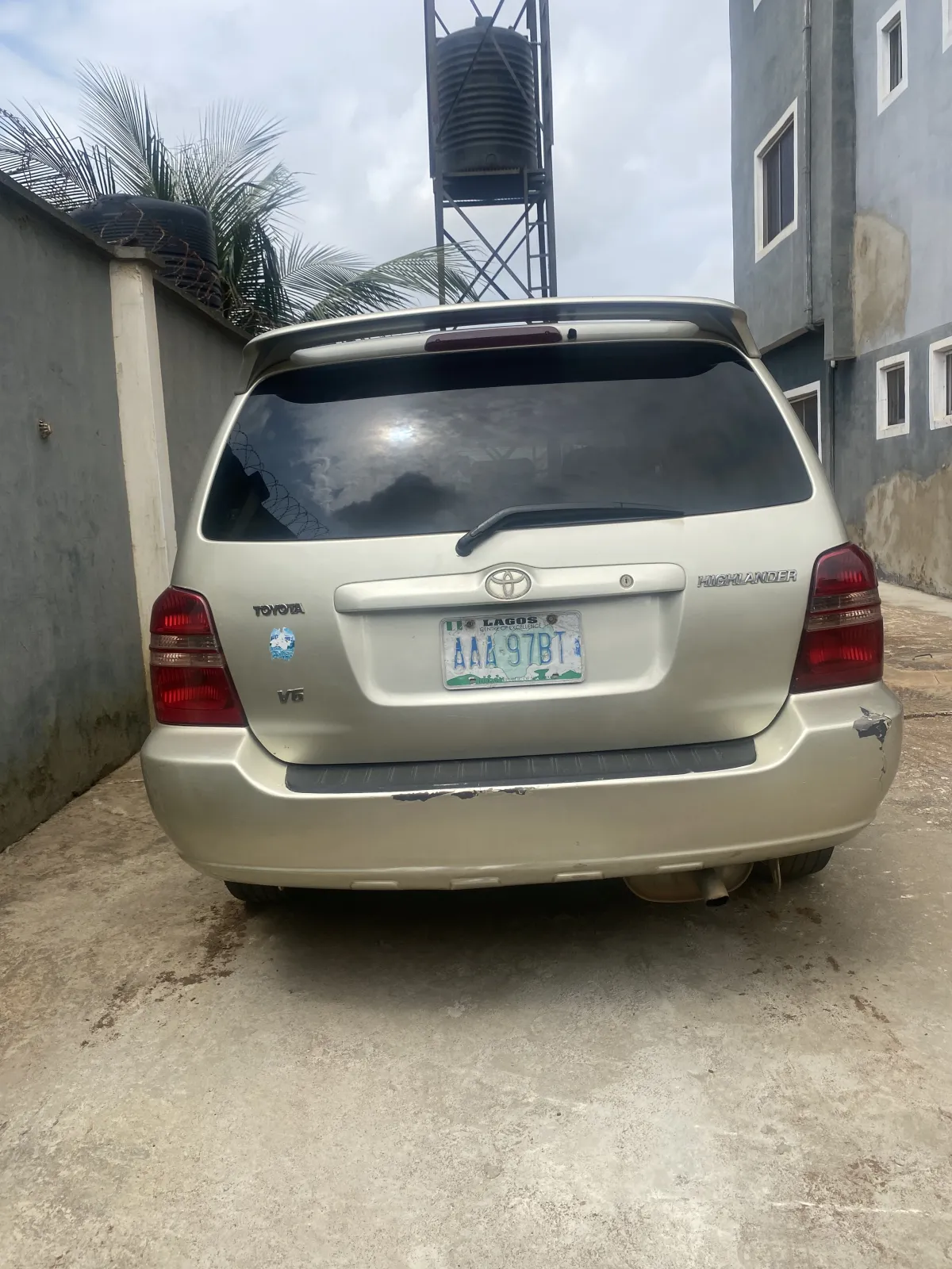 2004 Toyota Highlander - Image 9