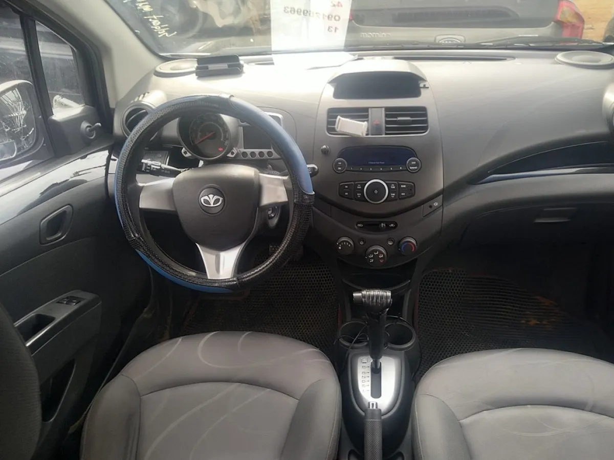 09 Model Foreign Chevrolet Spark LT - Image 3