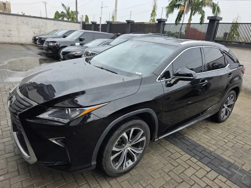 Toks 2017 Lexus RX350 Premium Full Options