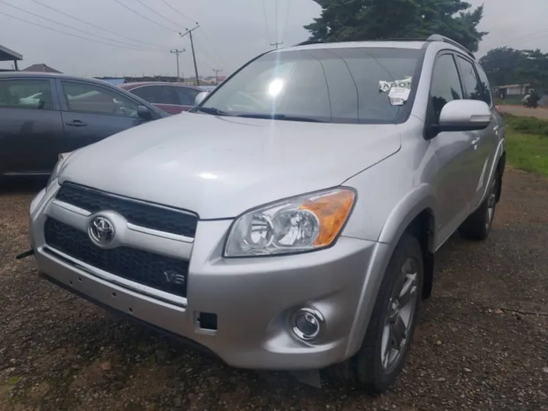 Toyota RAV4 2012 Sports Special Edition