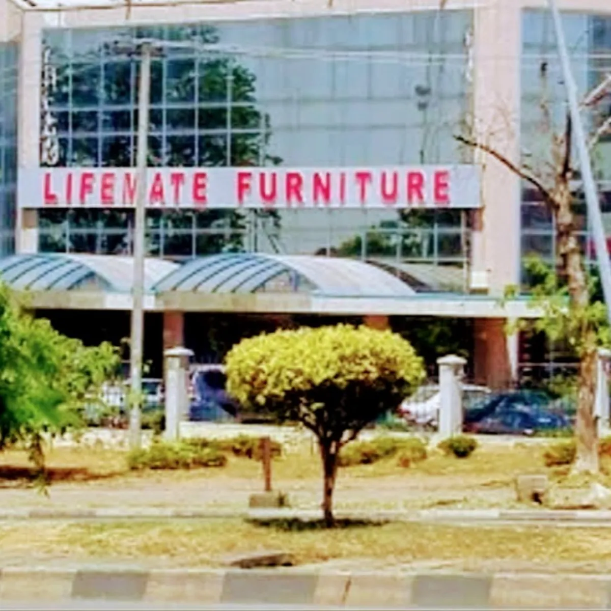Mall/hotel/gas station for sale - wuse Zone4 - Image 3