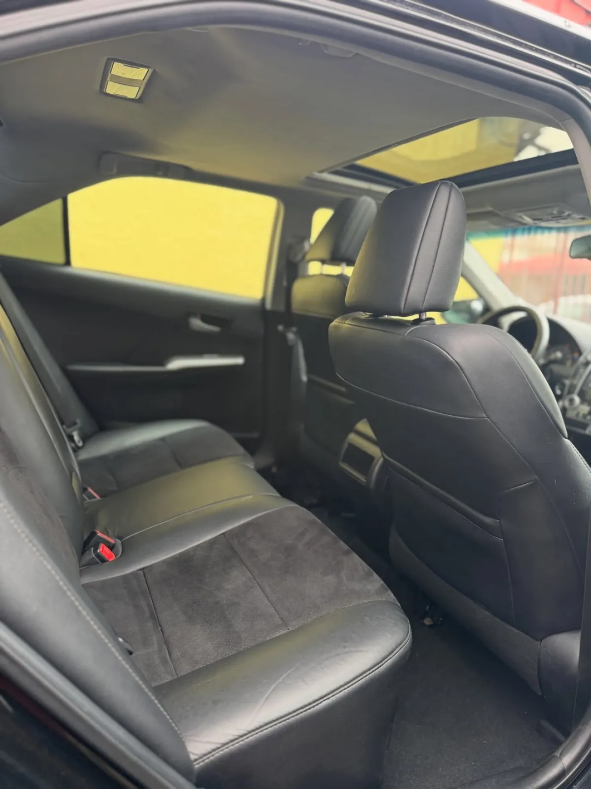 2011 Toyota Camry - Image 7