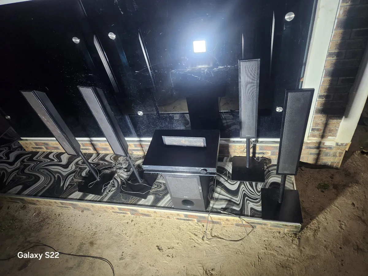 Home Theater - Image 3