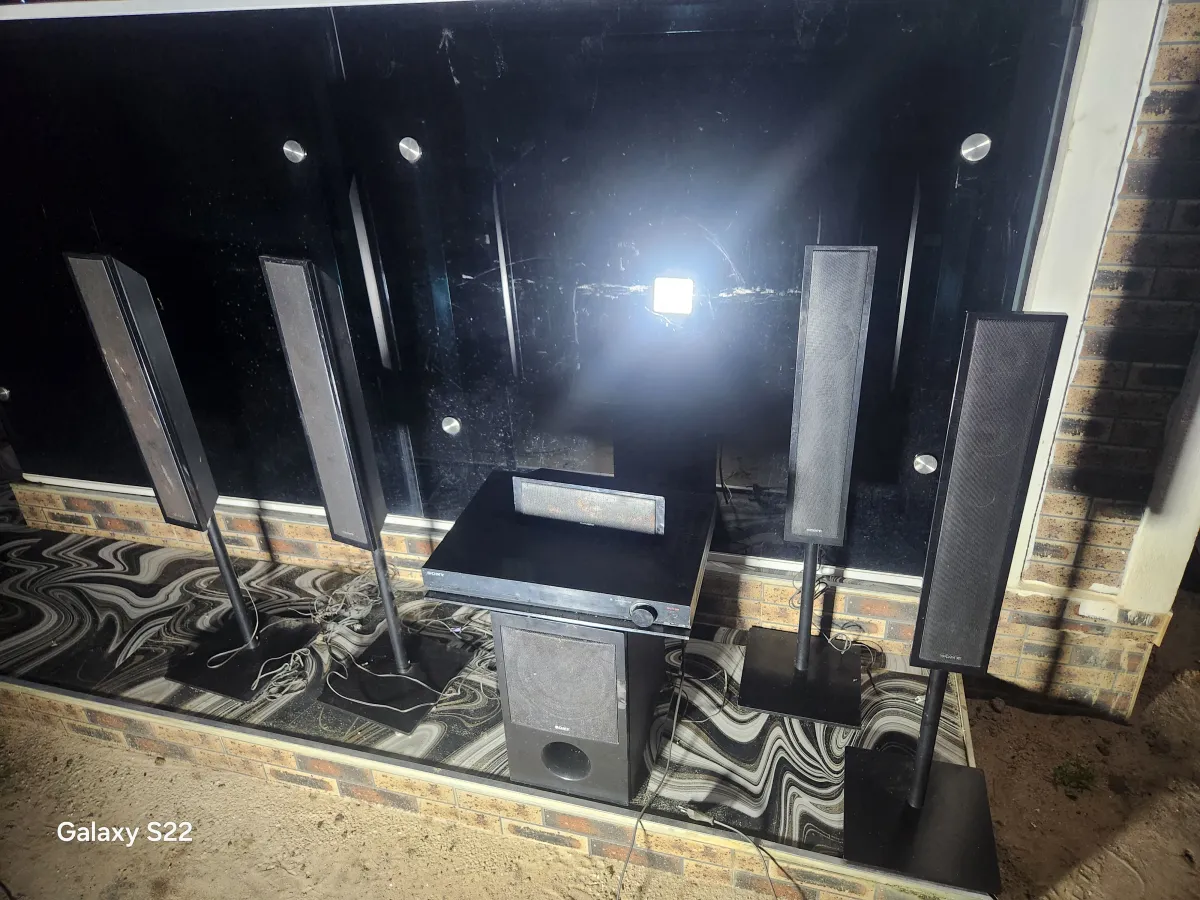 Home Theater - Image 5