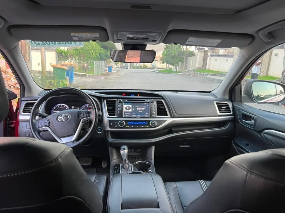 New Arrival Foreign Used 2018 Toyota Highlander SE - Image 2