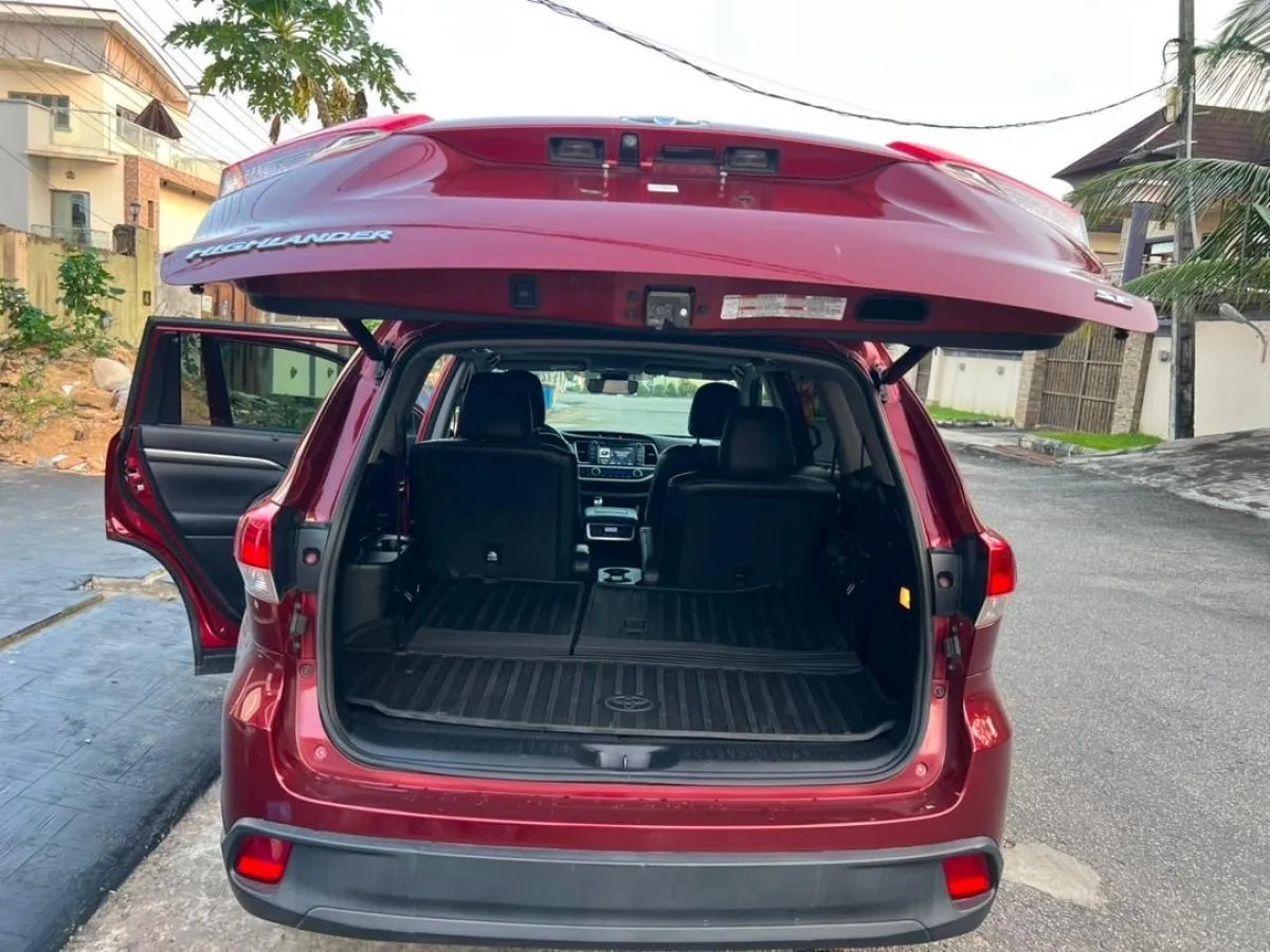 New Arrival Foreign Used 2018 Toyota Highlander SE - Image 5