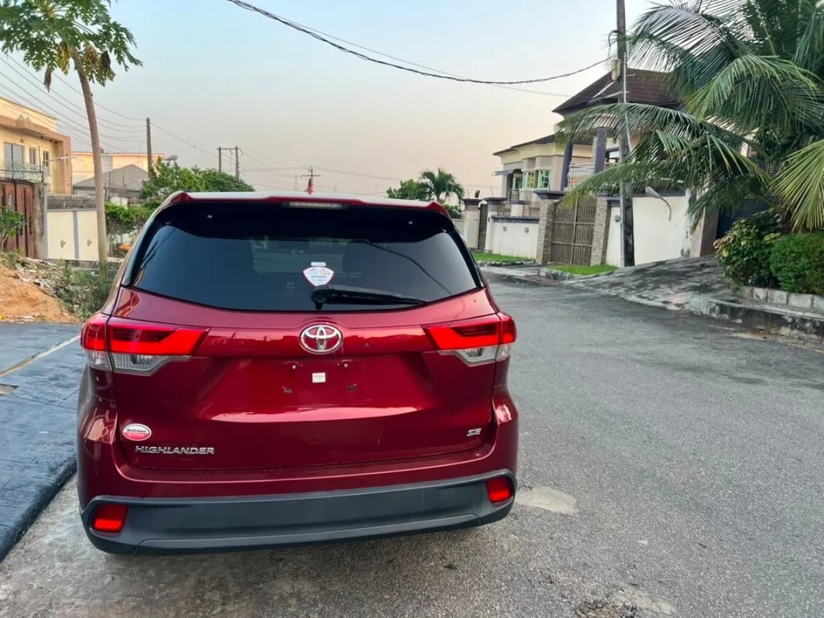 New Arrival Foreign Used 2018 Toyota Highlander SE - Image 10