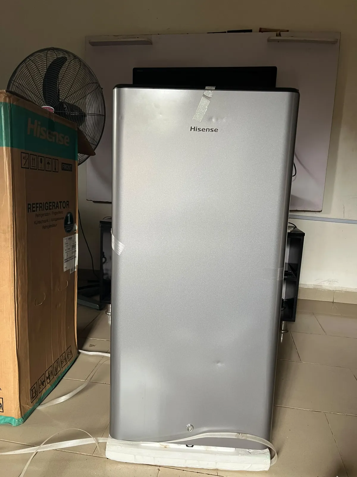 Brand New Hisense refrigerator 150Liters - Image 3