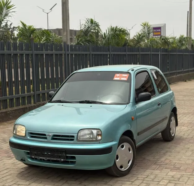 2003 Nissan Micra