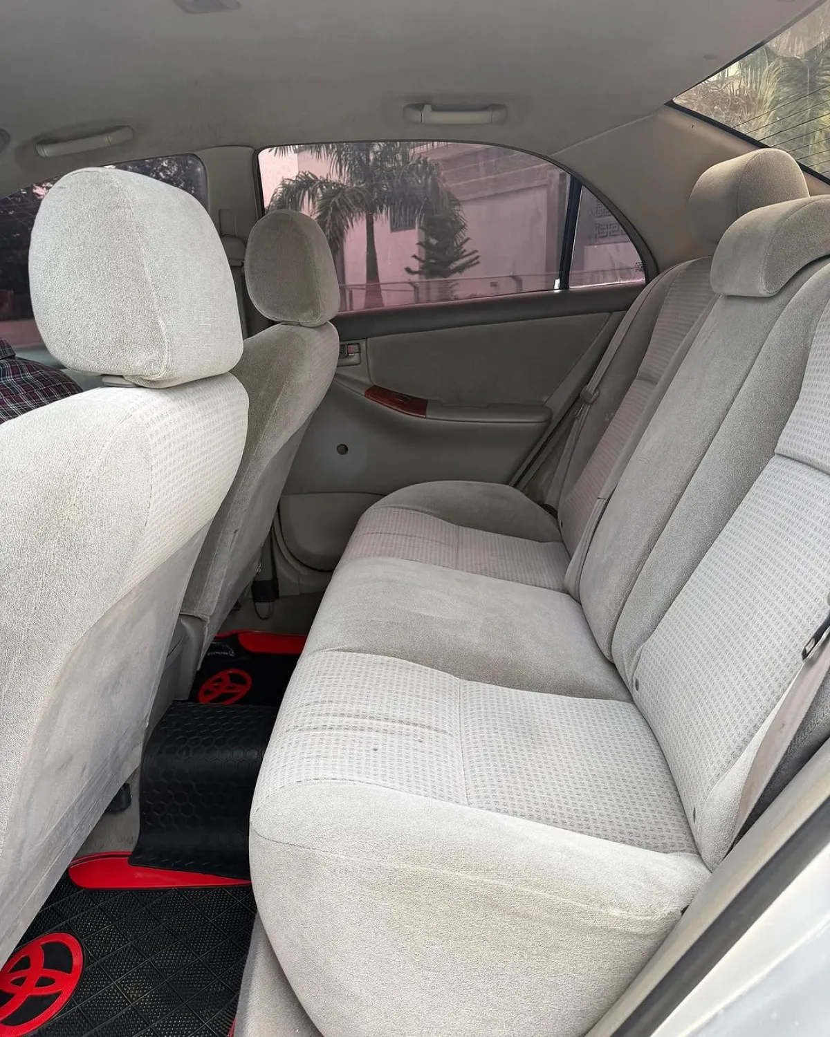 2006 Toyota Corolla Le - Image 4