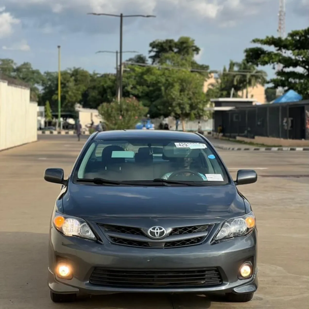 2011 Toyota Corolla sports - Image 1