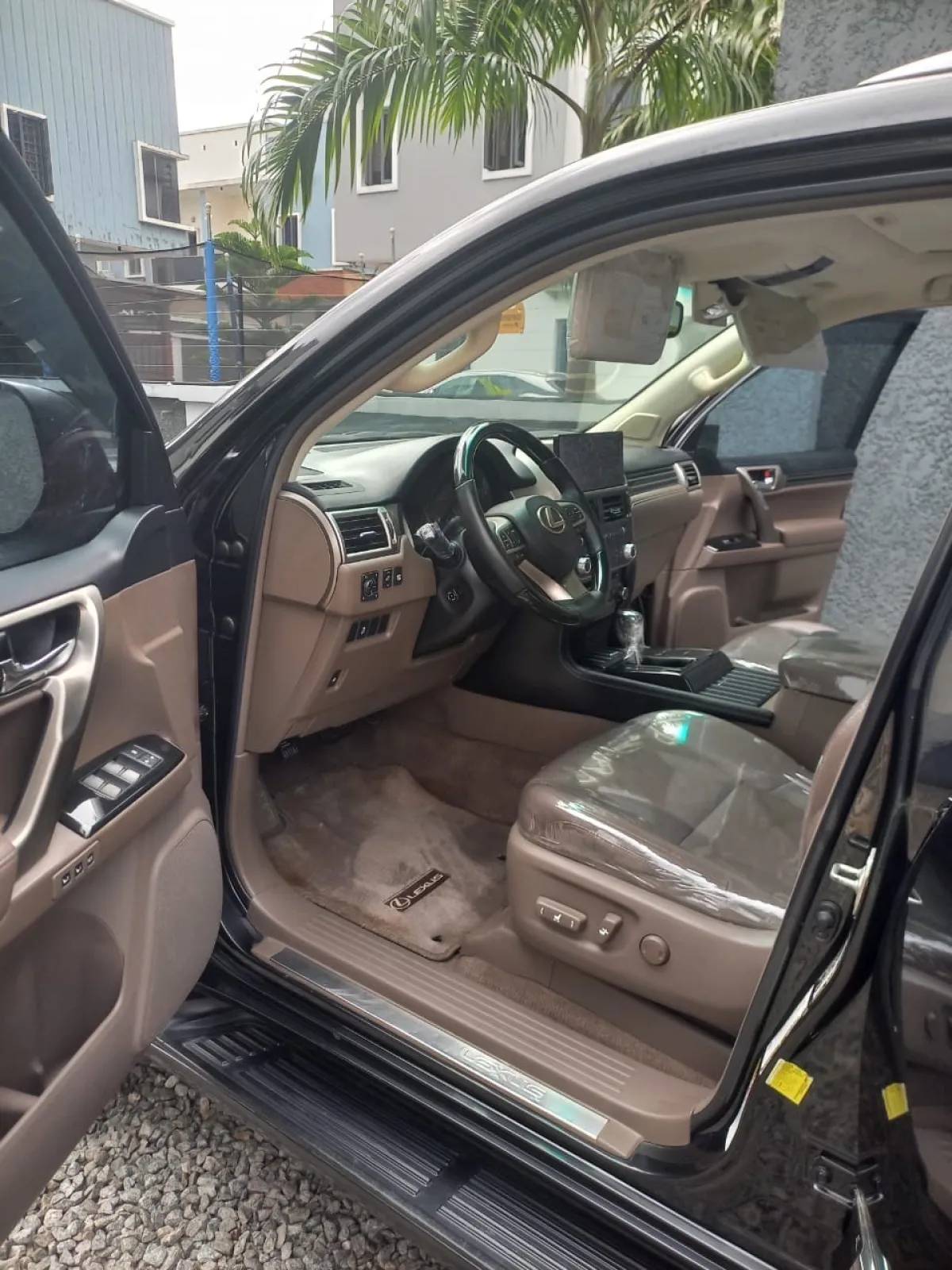 Foreign Used 2013 Fully Upgraded To 2018 Lexus GX460 Full Option - Image 3