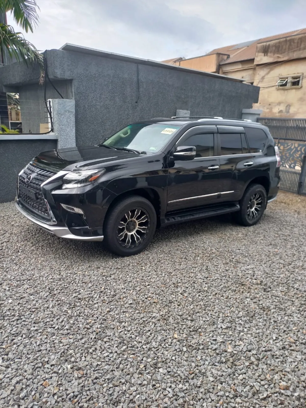 Foreign Used 2013 Fully Upgraded To 2018 Lexus GX460 Full Option - Image 8
