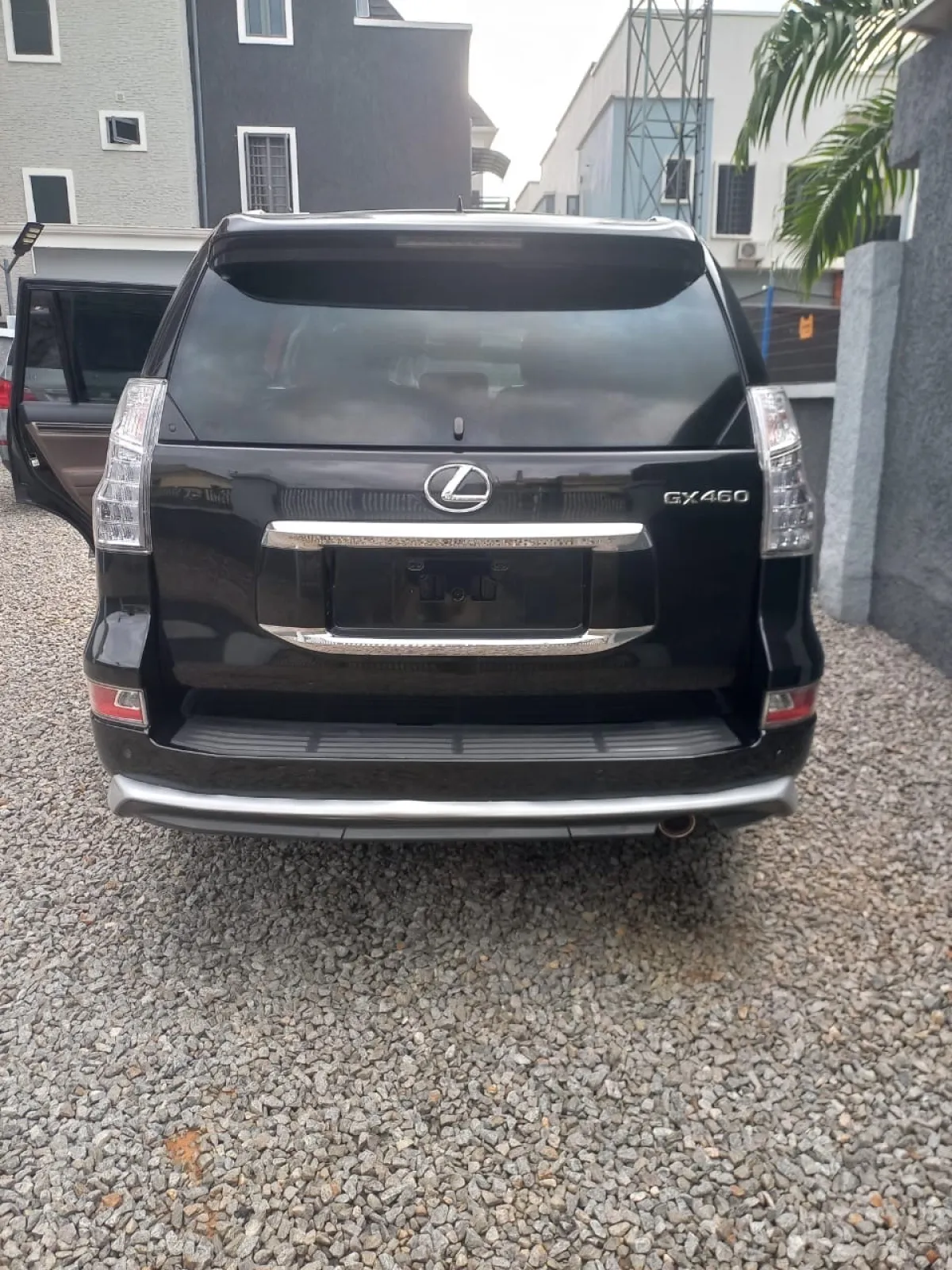 Foreign Used 2013 Fully Upgraded To 2018 Lexus GX460 Full Option - Image 10