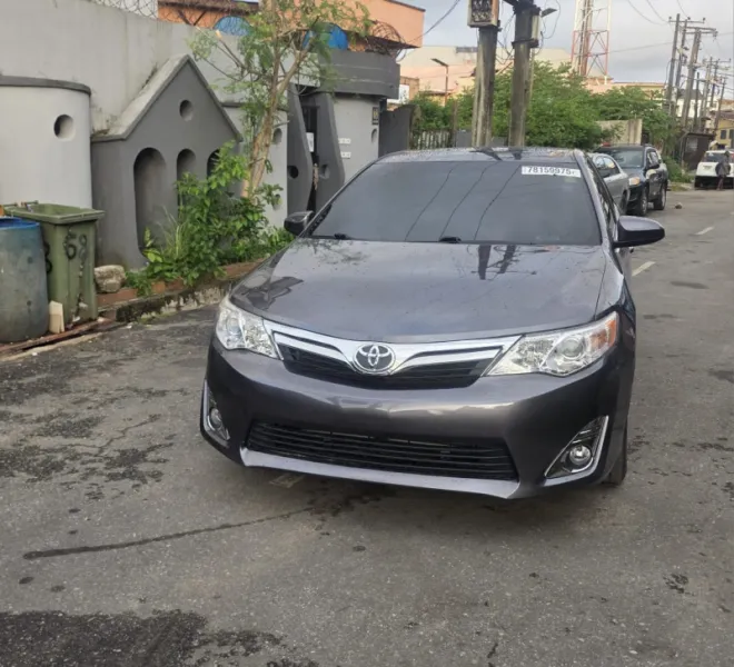 Toks Toyota Camry 2014