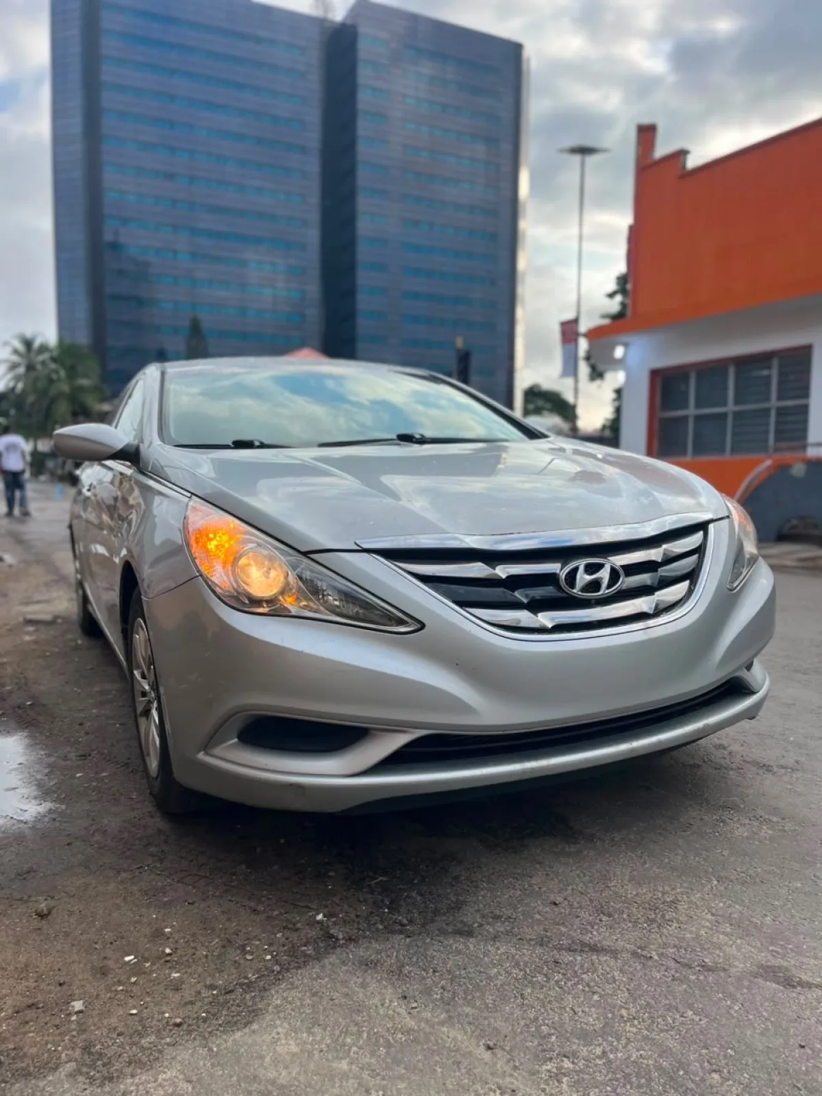 August 2026 Entry Foreign Used 2011 Hyundai Sonata AWD - Image 3