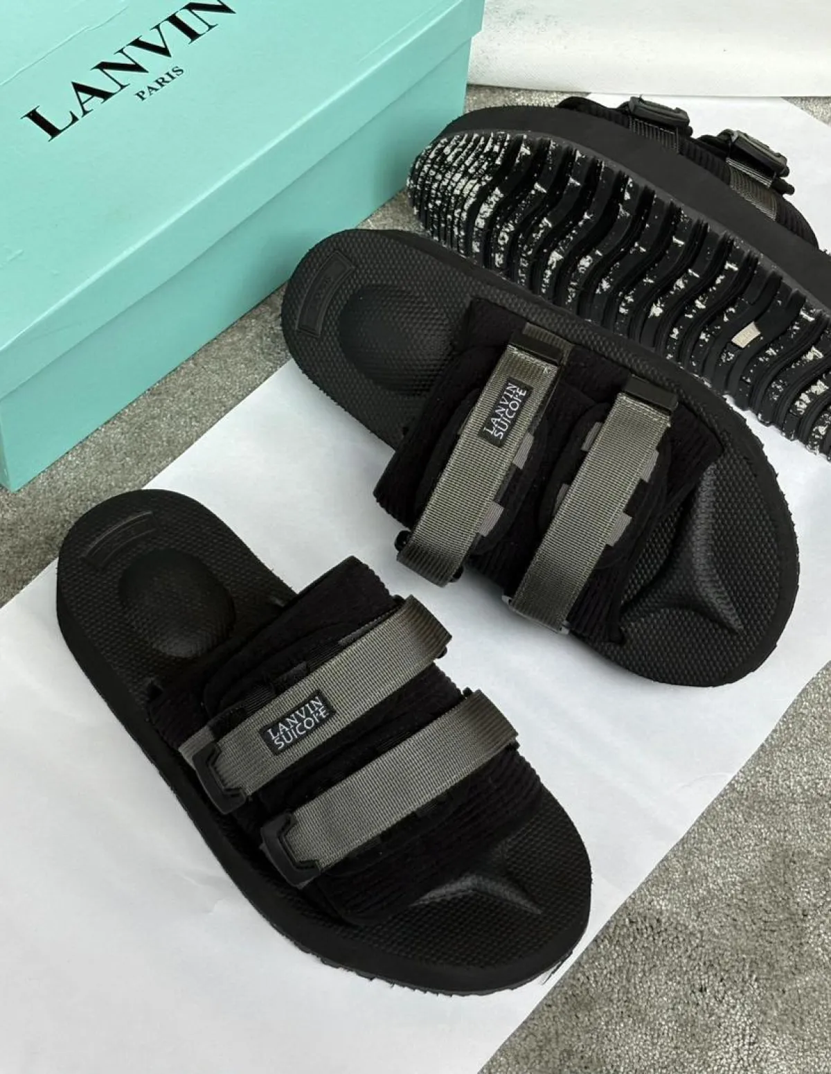 UGG Unisex Slide - Image 4