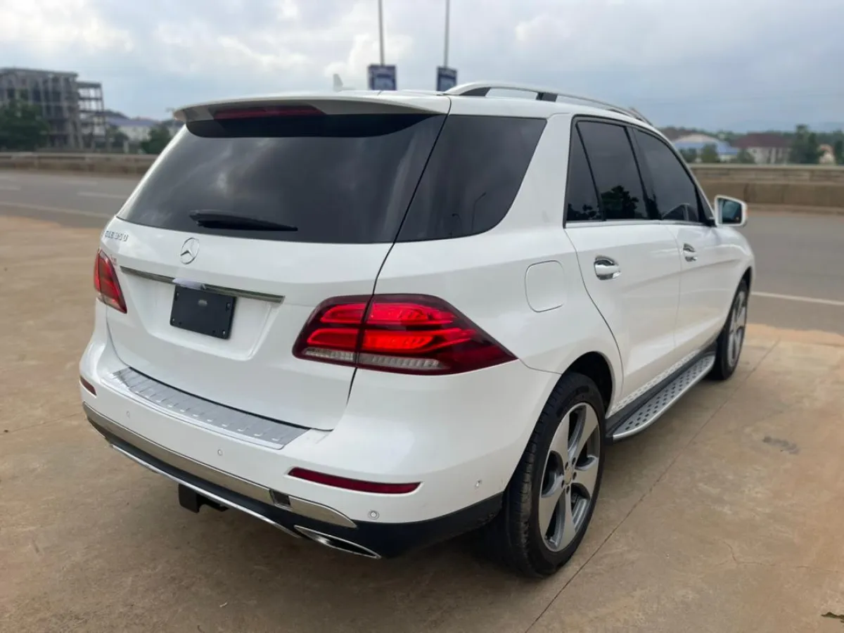 Foreign used 2016 Mercedes Benz GLE 350 With Original Duty - Image 1