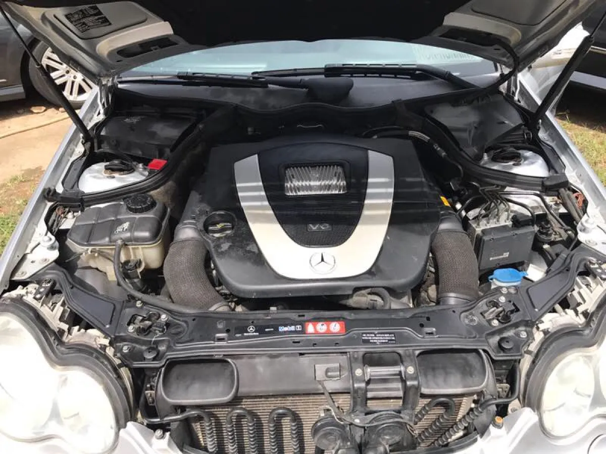 Mercedes Benz C230 Sport 2006 - Image 2
