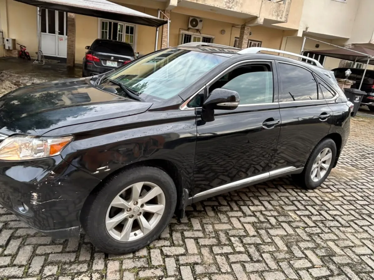 2010 Lexus Rx 350 used but not registered - Image 1