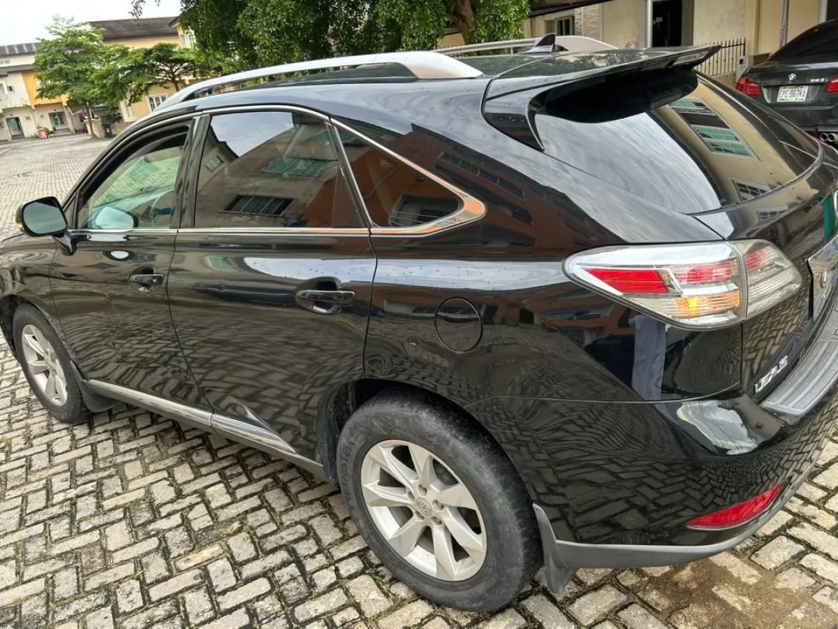2010 Lexus Rx 350 used but not registered - Image 8